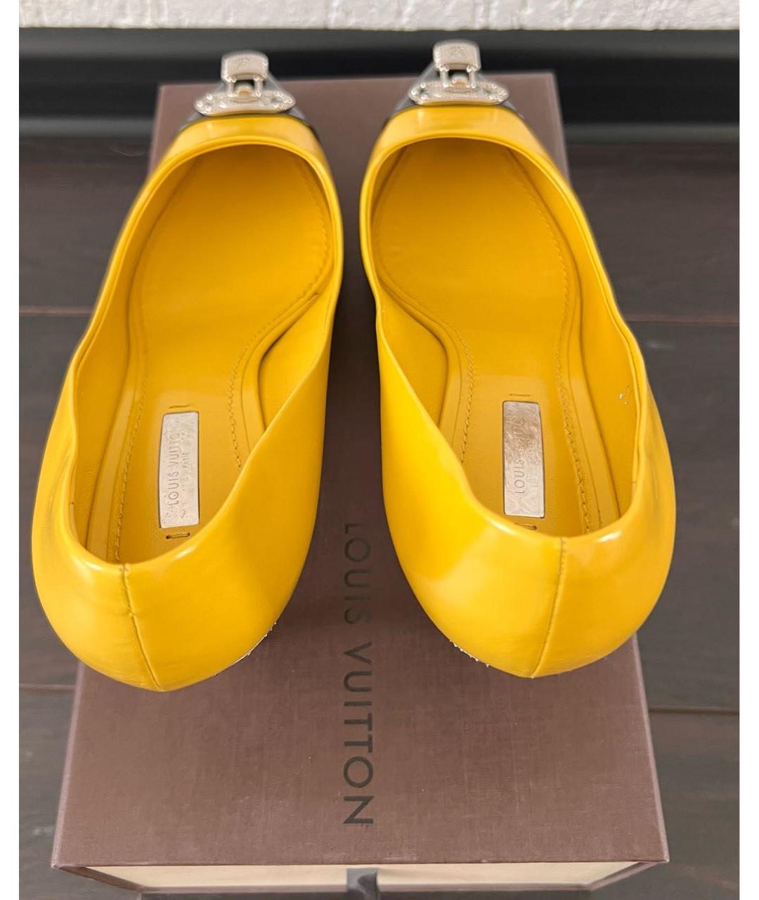 LOUIS VUITTON Желтые кожаные туфли, фото 3