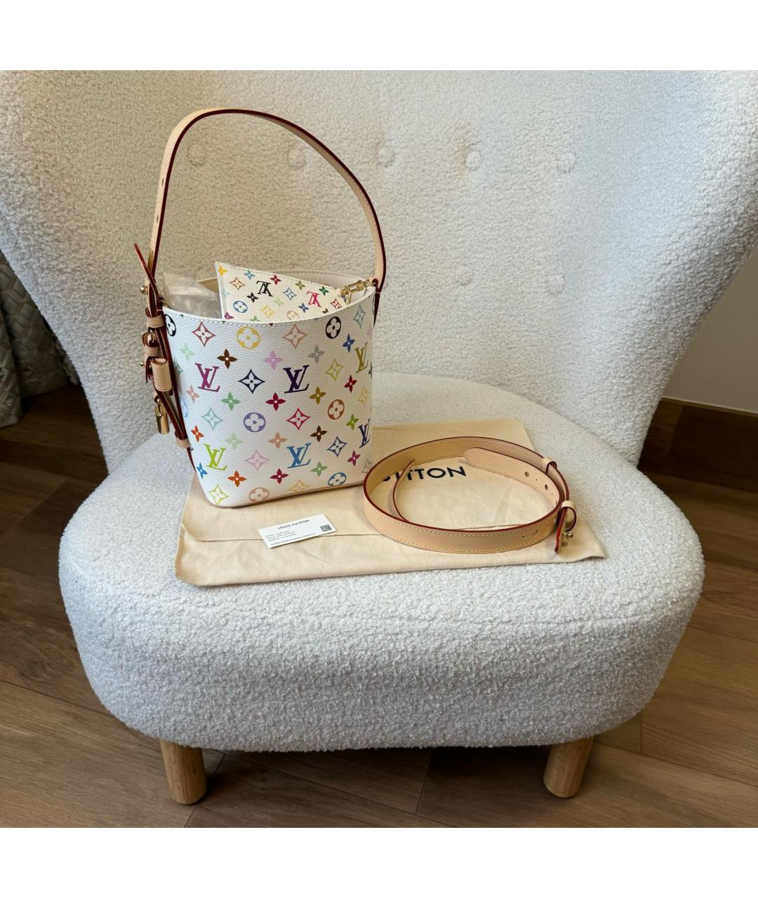 LOUIS VUITTON Кожаная сумка с короткими ручками, фото 2