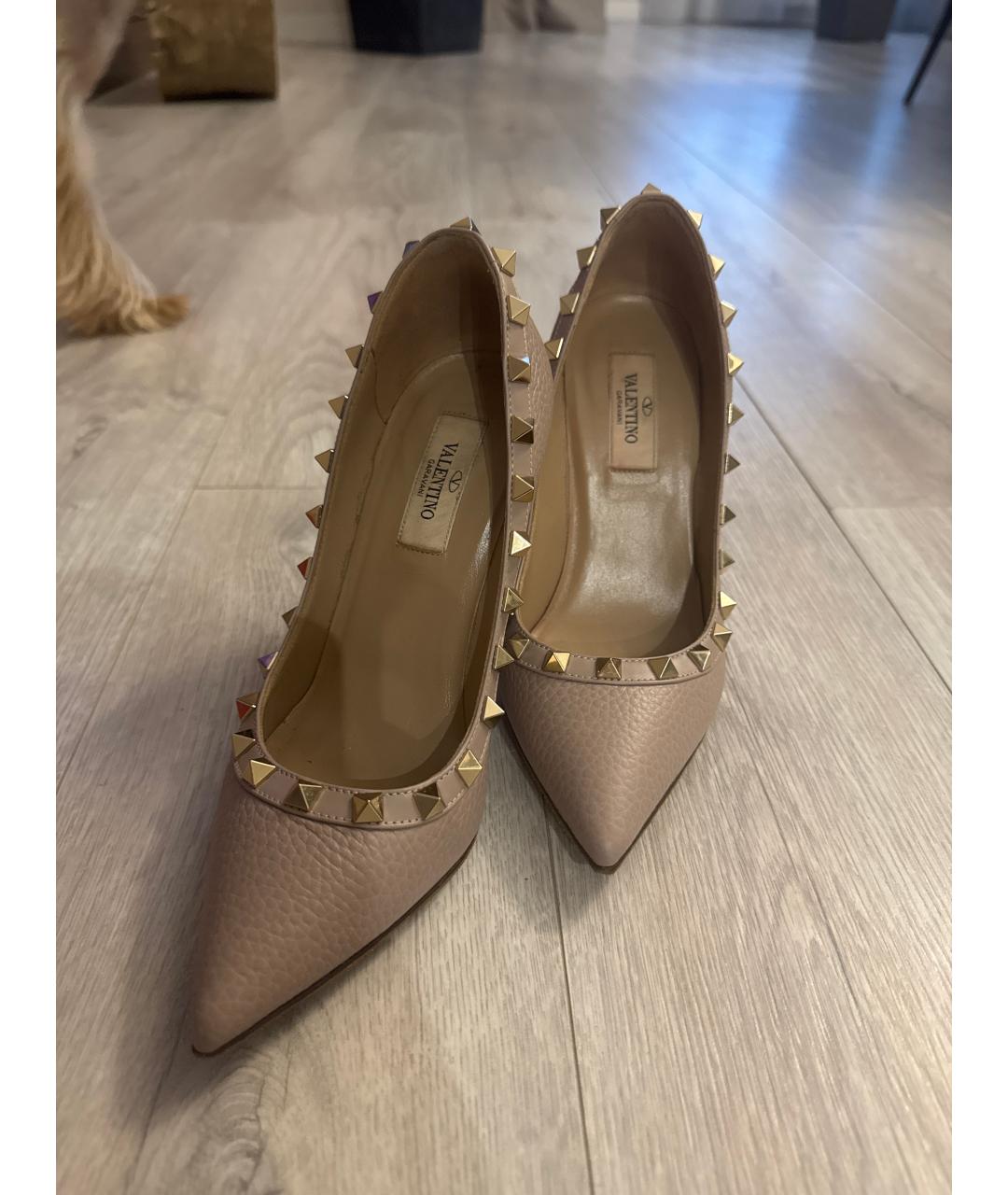 VALENTINO Бежевые кожаные туфли, фото 2