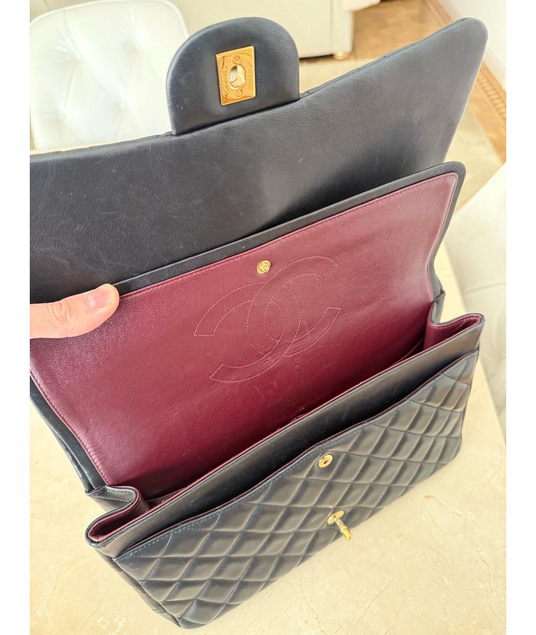 CHANEL Черная кожаная сумка через плечо, фото 4