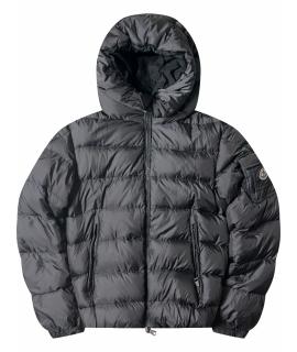 MONCLER Пуховик