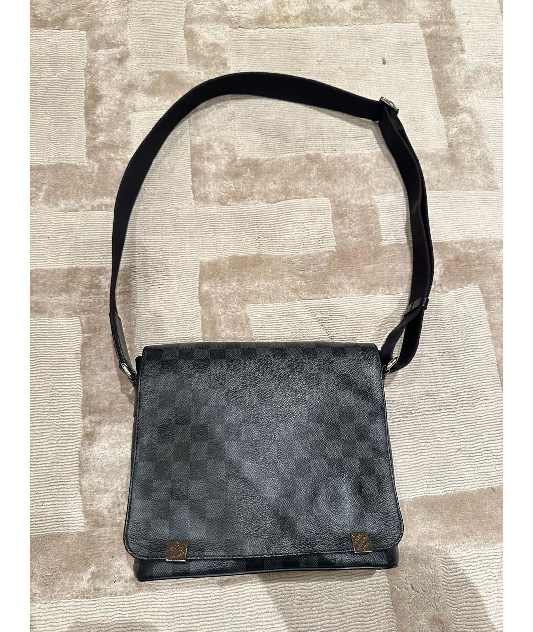 LOUIS VUITTON Черная кожаная сумка на плечо, фото 8