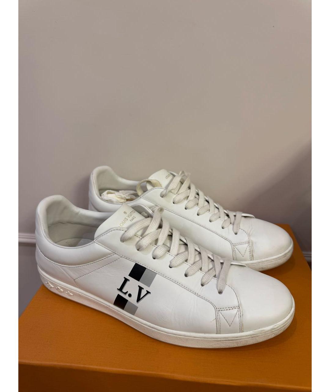 LOUIS VUITTON Белые кожаные низкие кроссовки / кеды, фото 7
