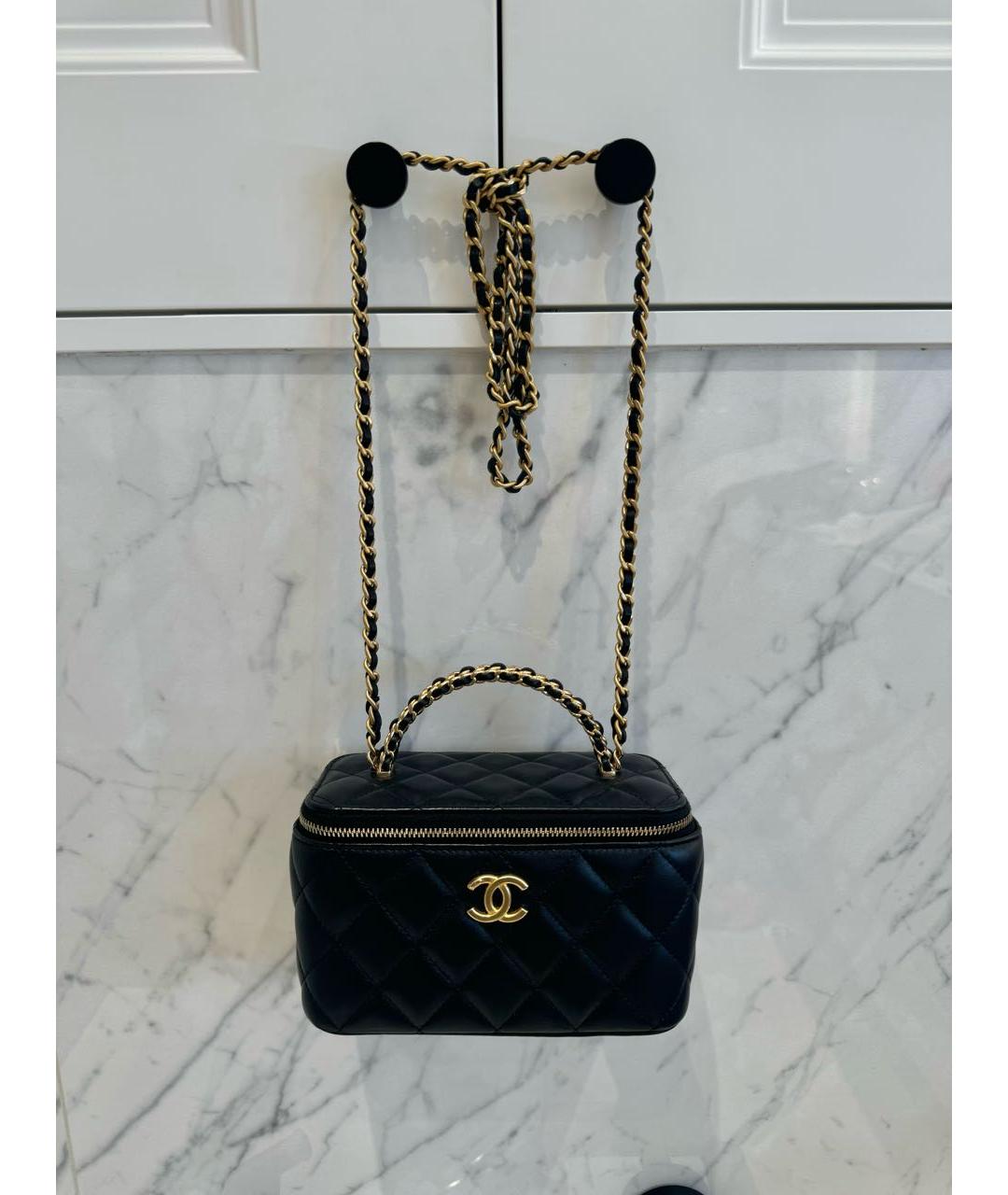 CHANEL Черная кожаная сумка с короткими ручками, фото 6
