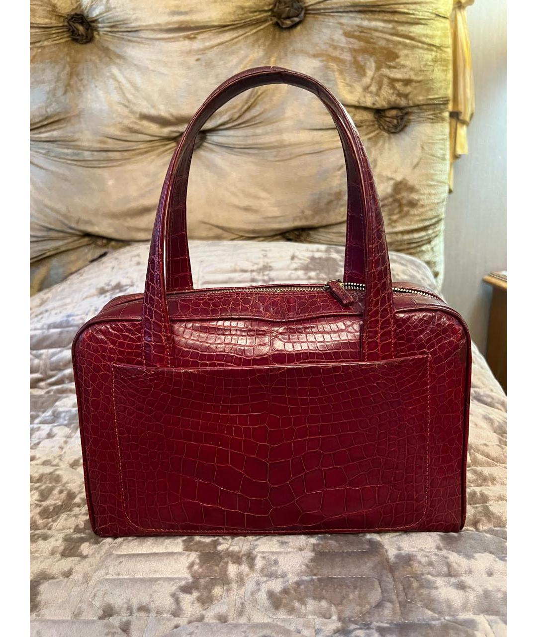 CHANEL Бордовая сумка с короткими ручками из экзотической кожи, фото 2