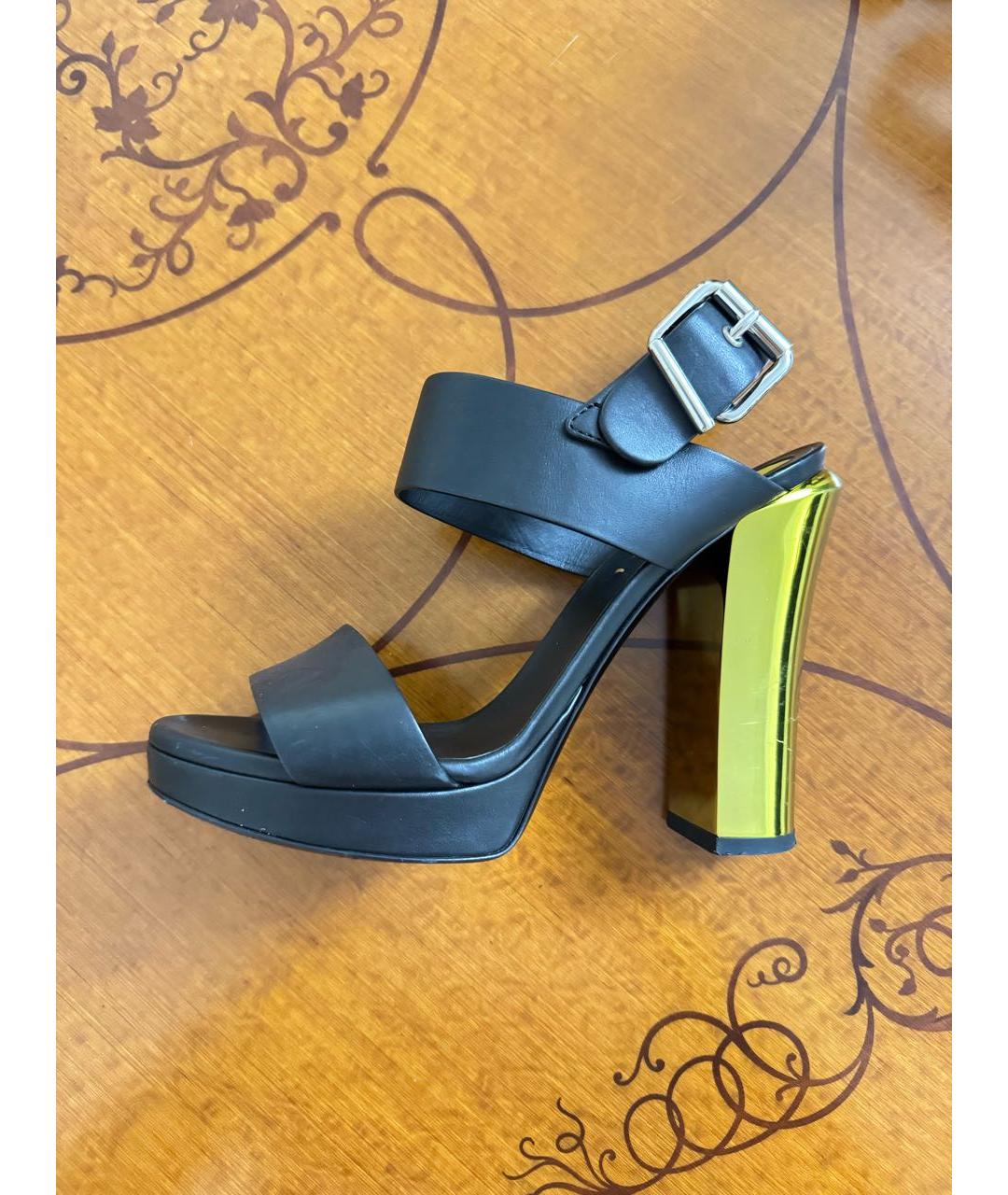 FENDI Черные кожаные босоножки, фото 6