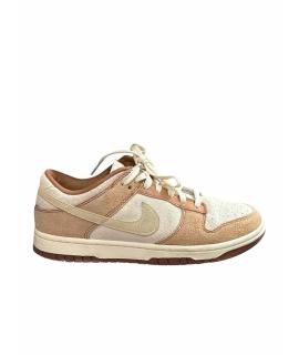 NIKE Кроссовки