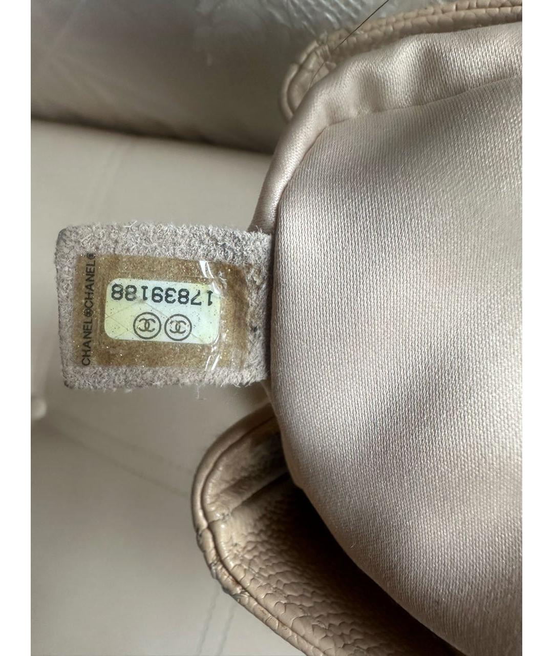 CHANEL Бежевая кожаная сумка с короткими ручками, фото 8
