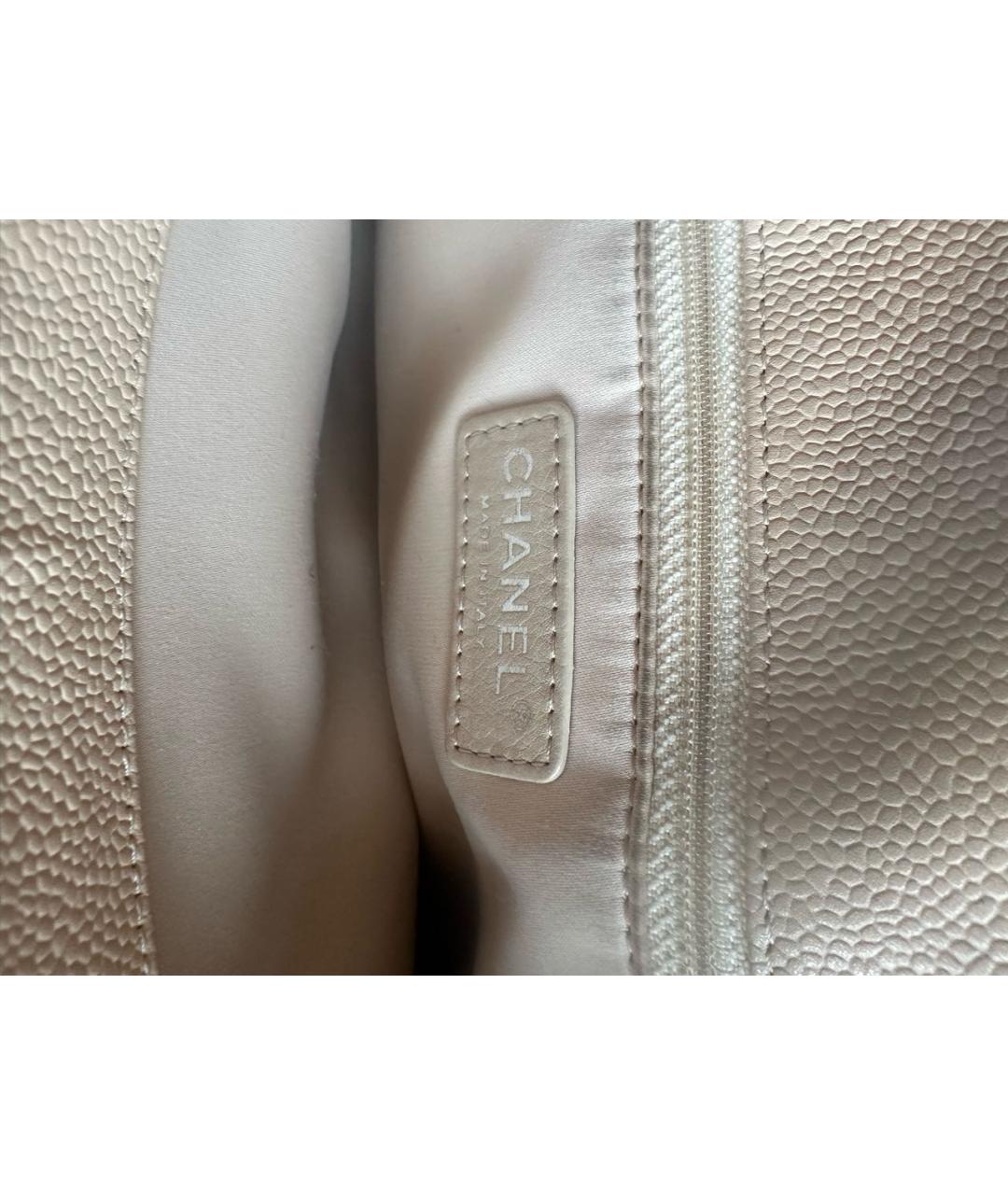 CHANEL Бежевая кожаная сумка с короткими ручками, фото 7