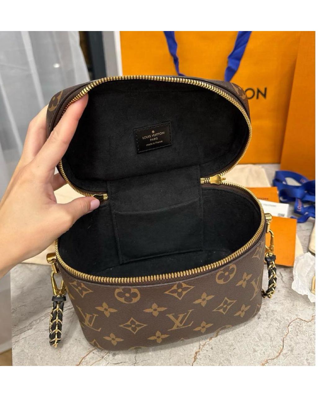 LOUIS VUITTON Коричневая сумка с короткими ручками, фото 5