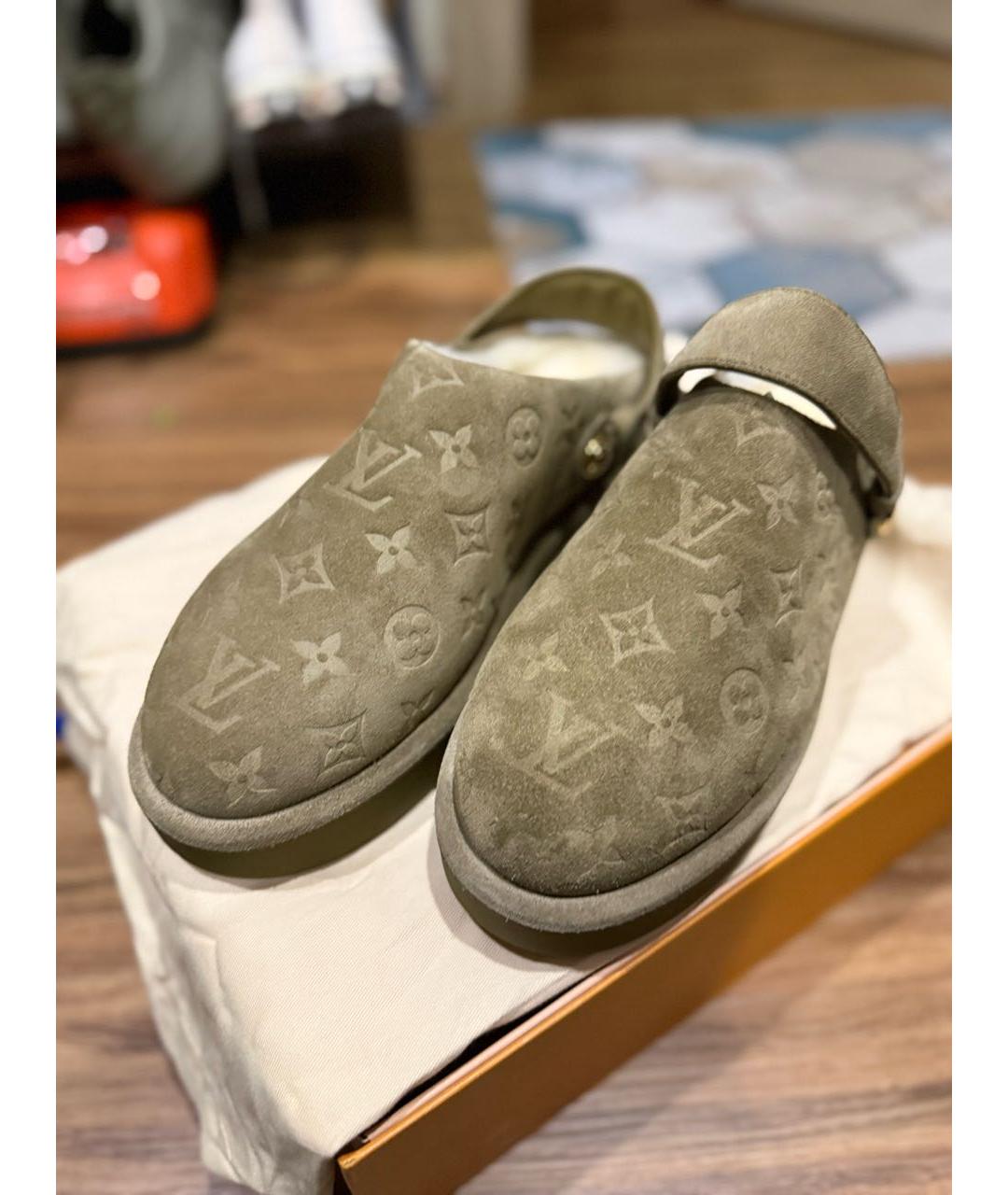 LOUIS VUITTON Хаки замшевые ботинки, фото 2