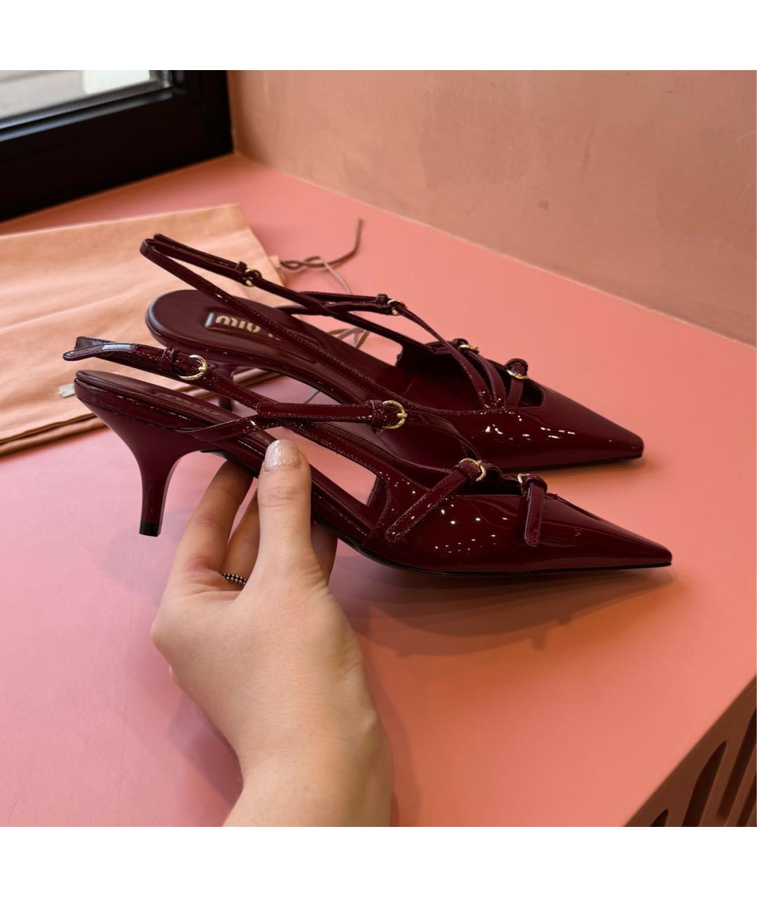 MIU MIU Бордовые кожаные туфли, фото 6