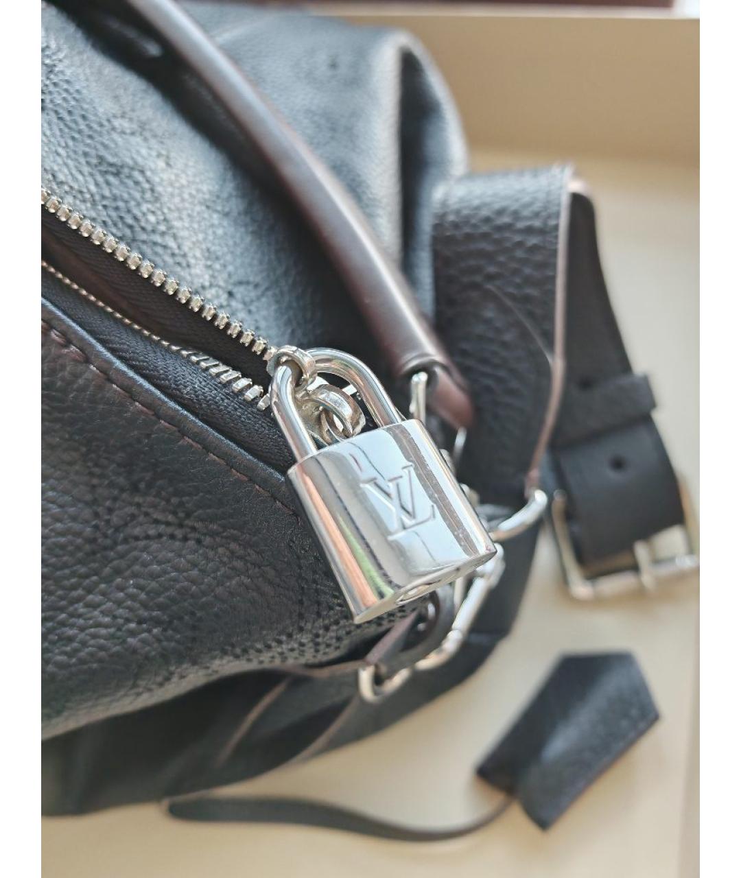 LOUIS VUITTON Черная кожаная сумка через плечо, фото 7