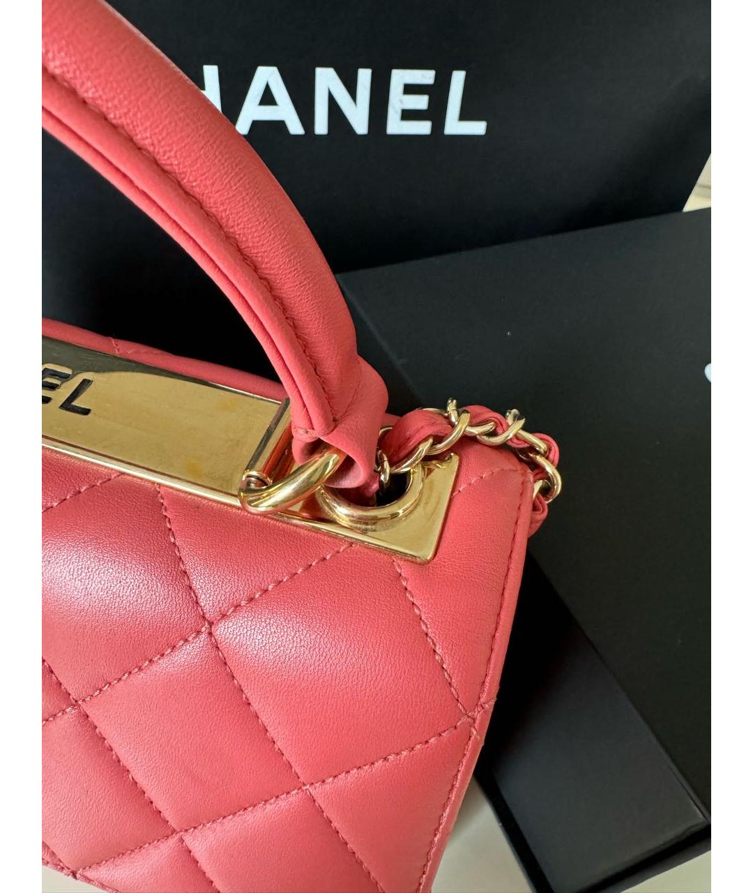 CHANEL Коралловая кожаная сумка через плечо, фото 6