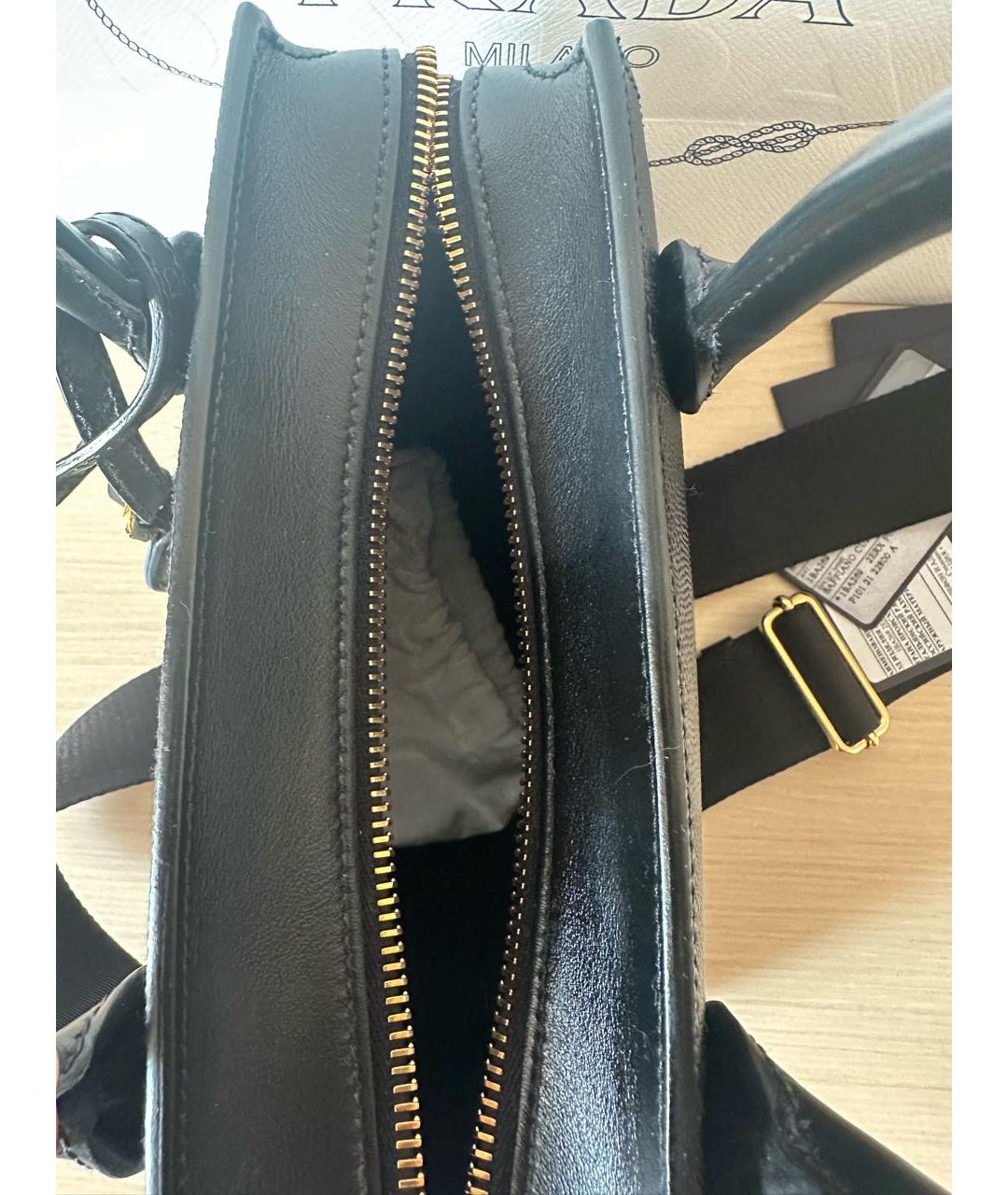 PRADA Черная кожаная сумка с короткими ручками, фото 4