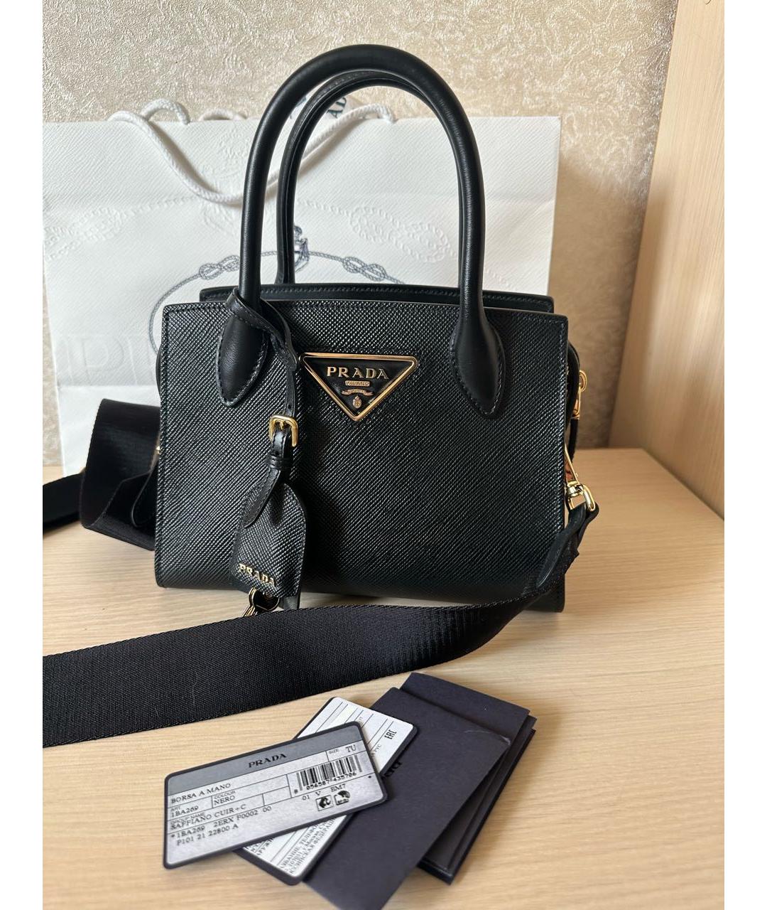 PRADA Черная кожаная сумка с короткими ручками, фото 5