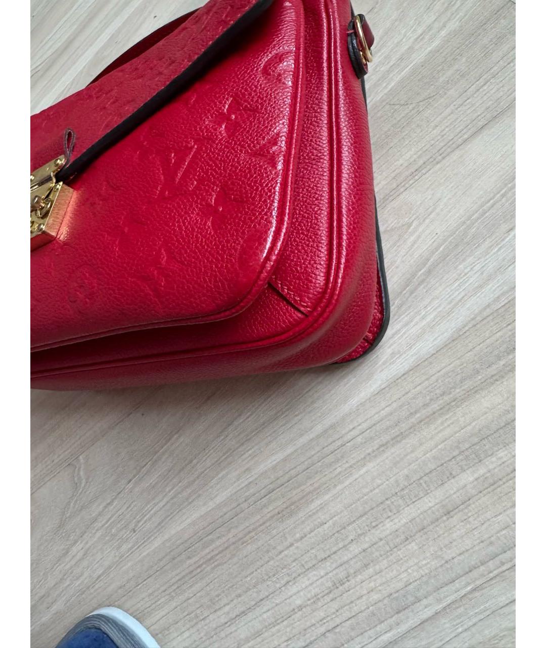 LOUIS VUITTON Красная кожаная сумка через плечо, фото 3