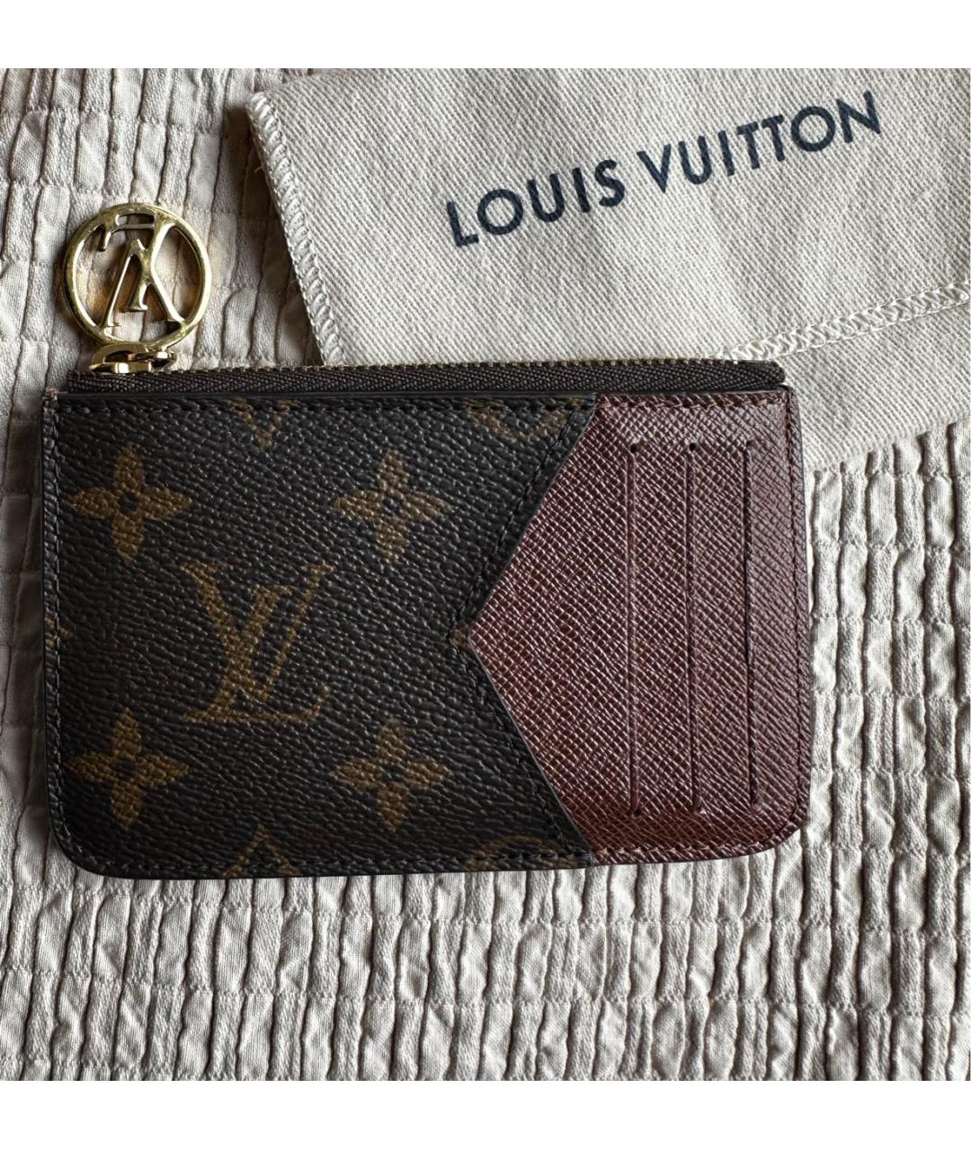 LOUIS VUITTON Коричневый кардхолдер, фото 5