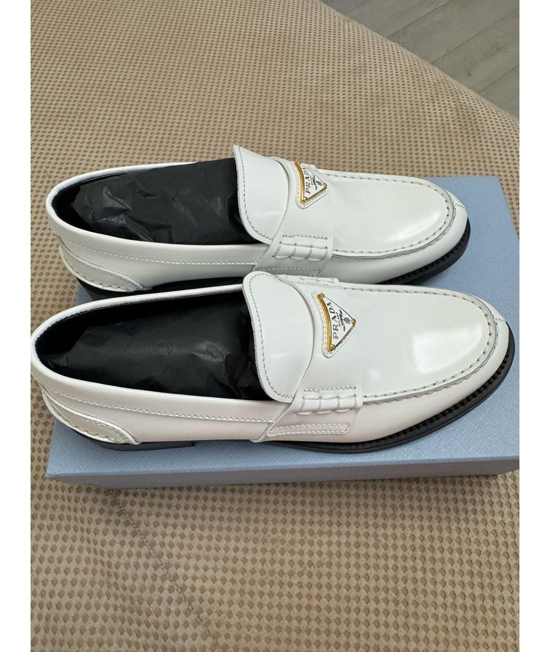 PRADA Белые кожаные лоферы, фото 9