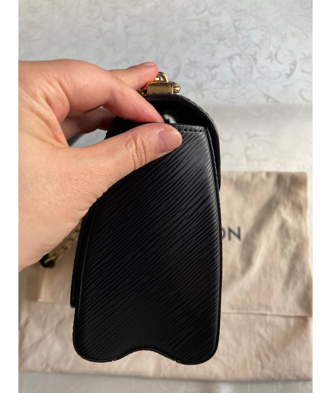 LOUIS VUITTON Черная кожаная сумка через плечо, фото 4