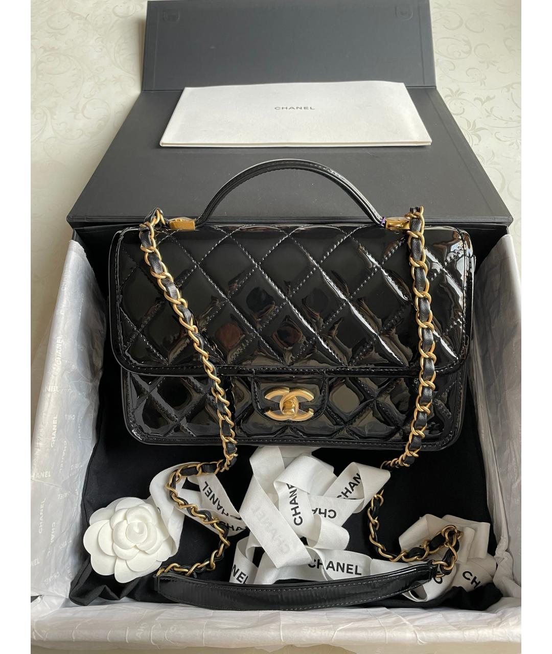 CHANEL Черная кожаная сумка с короткими ручками, фото 7