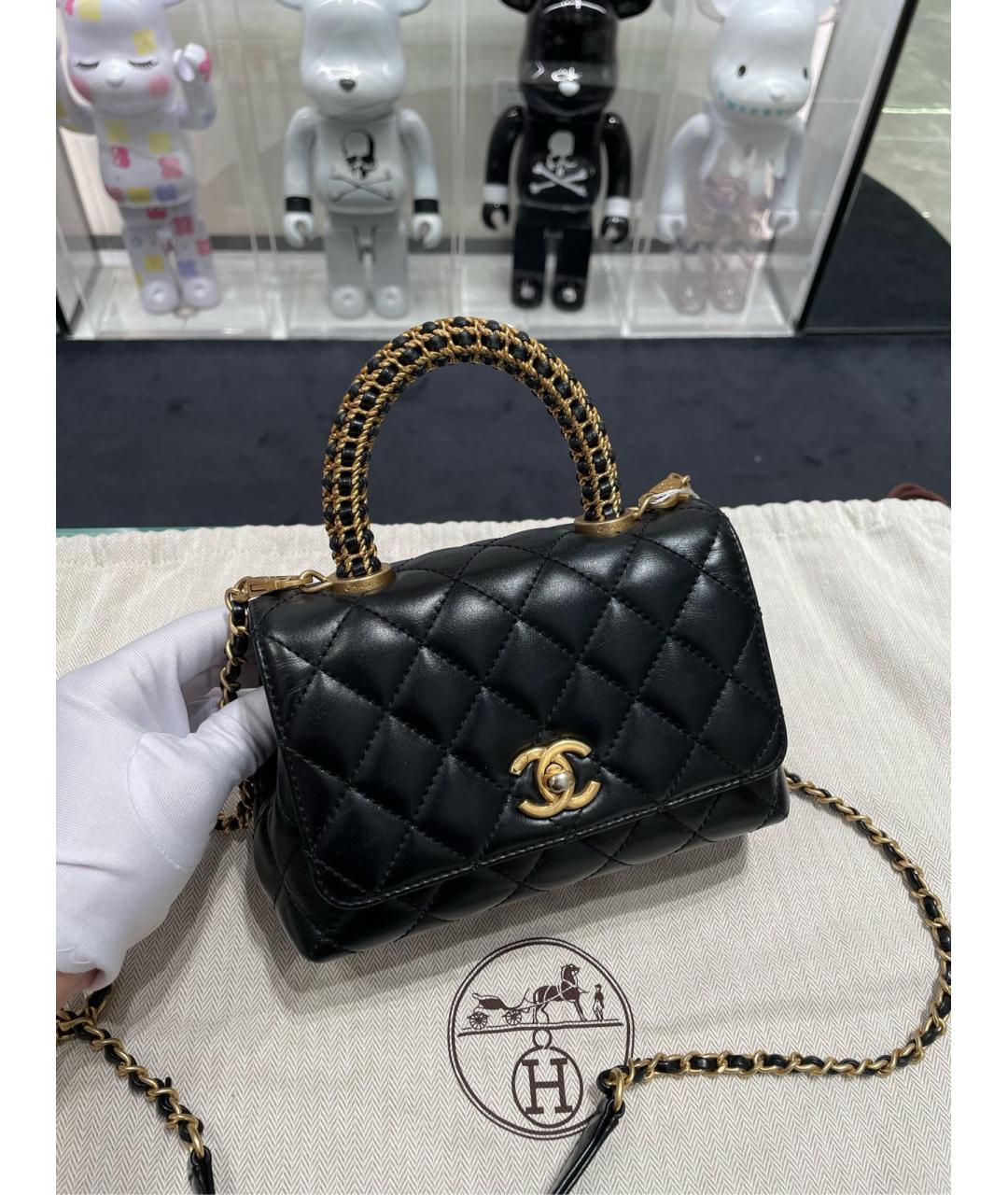 CHANEL Черная кожаная сумка с короткими ручками, фото 5