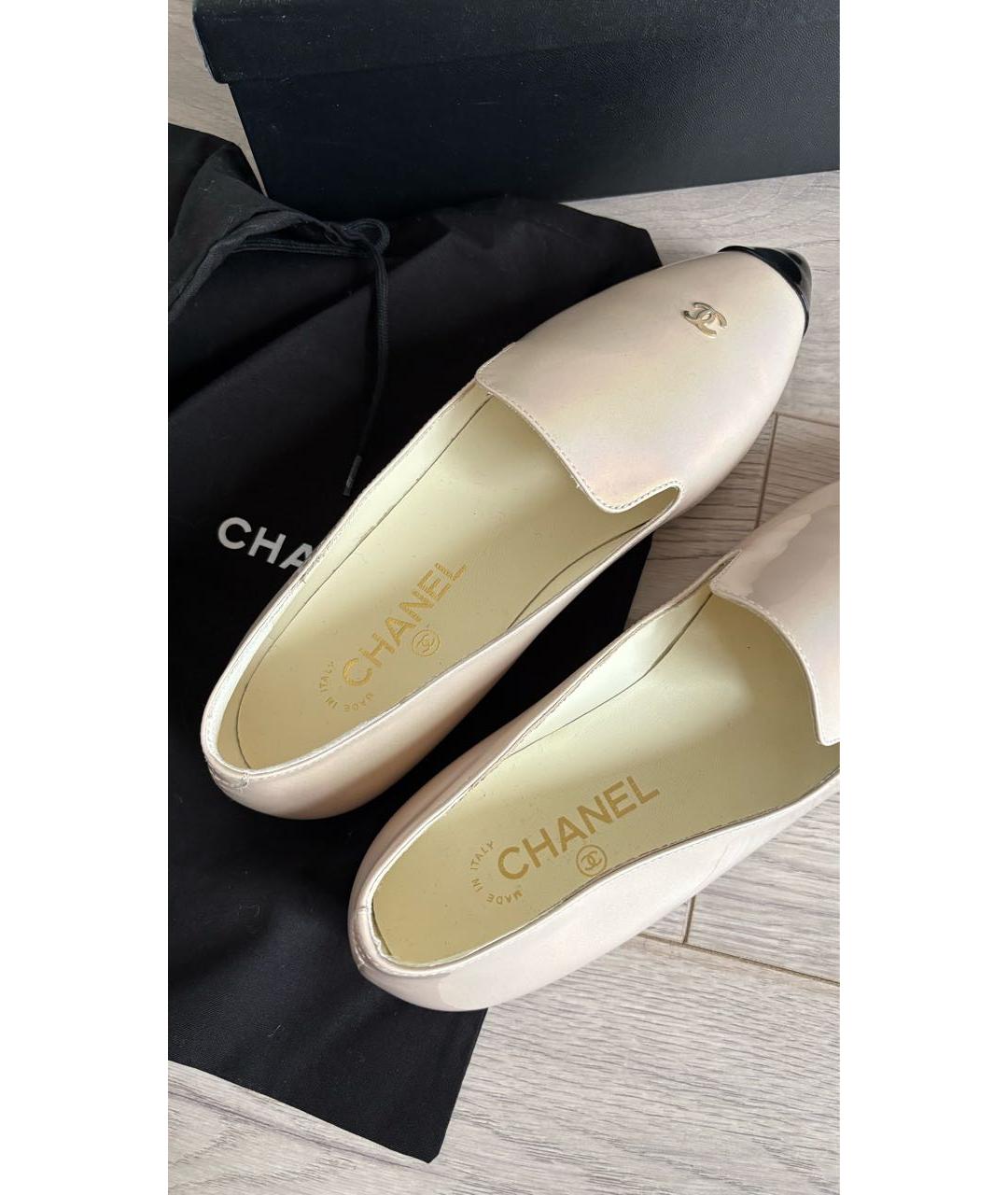 CHANEL Балетки из лакированной кожи, фото 3