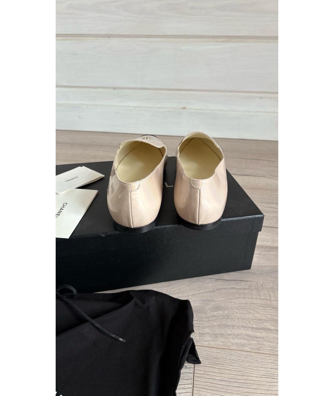 CHANEL Балетки из лакированной кожи, фото 4