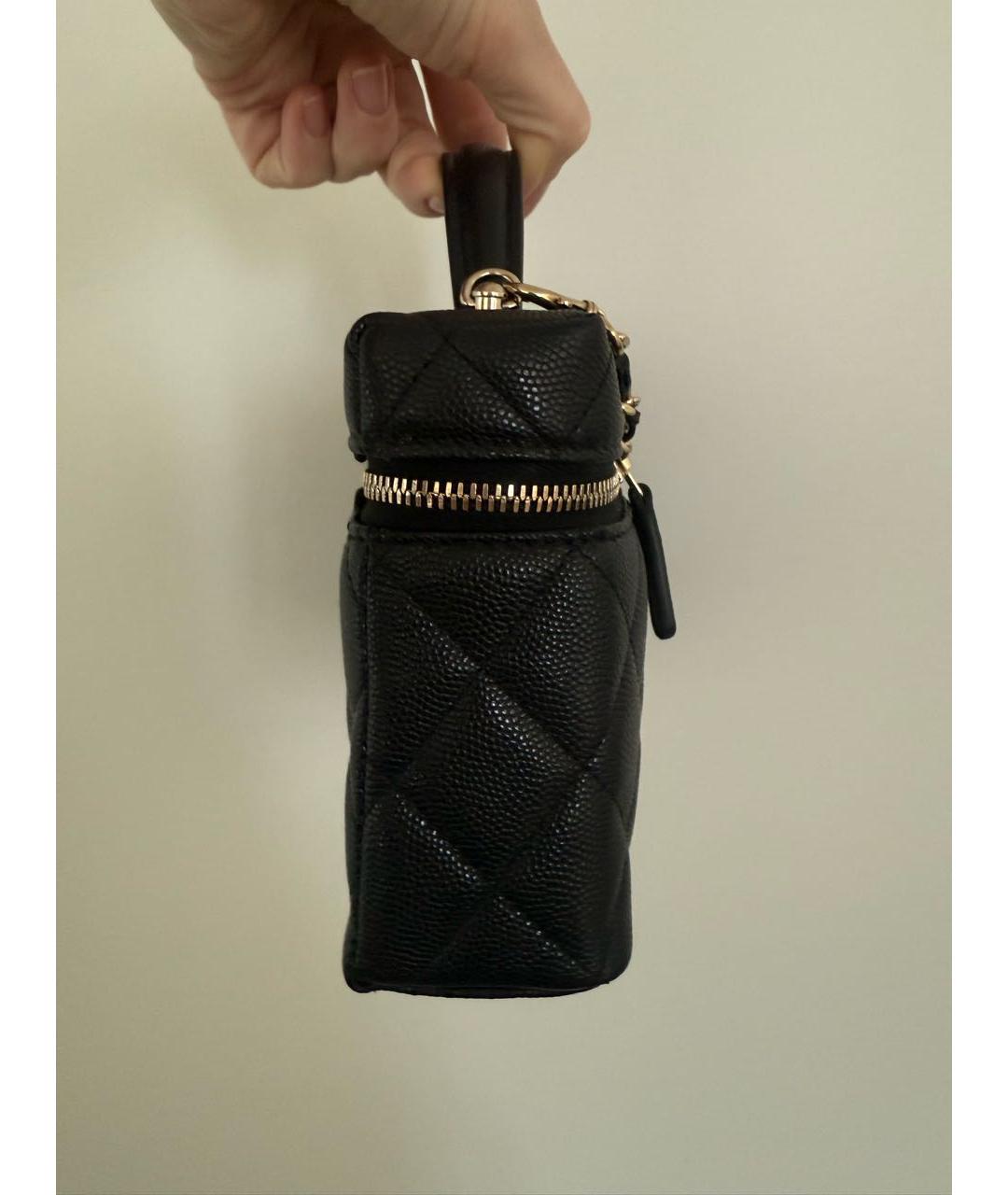 CHANEL Черная кожаная сумка с короткими ручками, фото 7