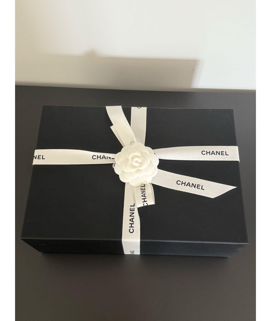 CHANEL Черная кожаная сумка с короткими ручками, фото 6