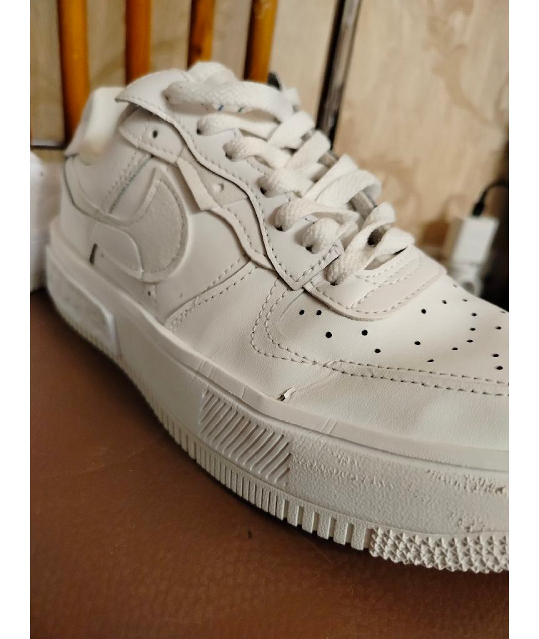 NIKE Белые кожаные кроссовки, фото 6