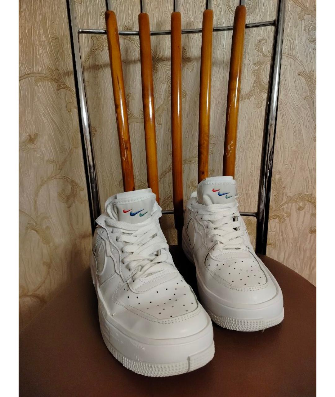 NIKE Белые кожаные кроссовки, фото 2