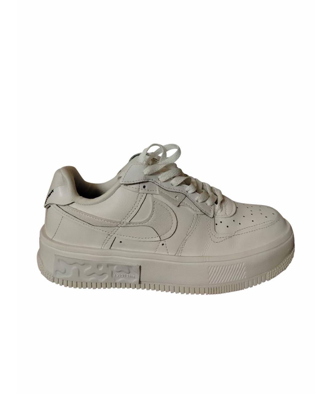 NIKE Белые кожаные кроссовки, фото 1