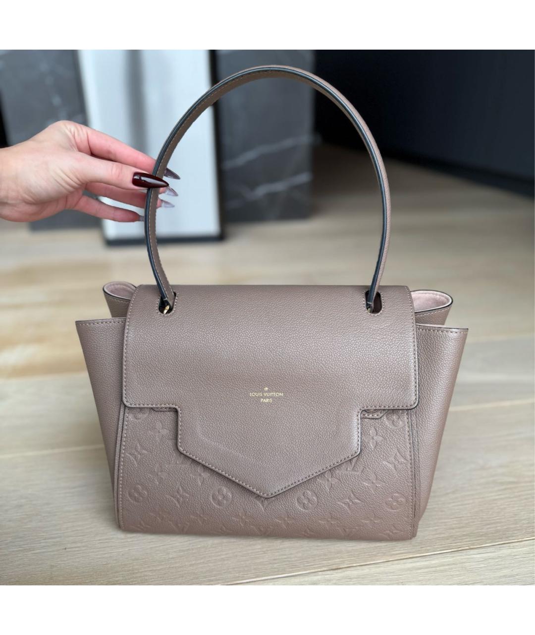 LOUIS VUITTON Бежевая кожаная сумка с короткими ручками, фото 6