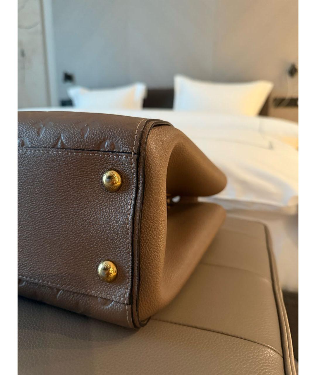 LOUIS VUITTON Бежевая кожаная сумка с короткими ручками, фото 4