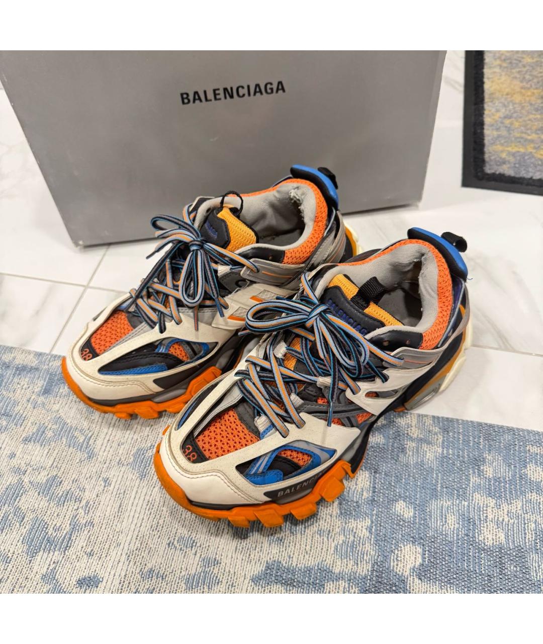 BALENCIAGA Белые кожаные кроссовки, фото 3