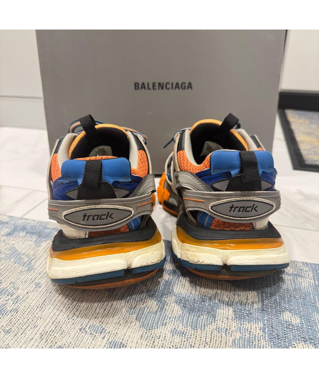 BALENCIAGA Белые кожаные кроссовки, фото 4