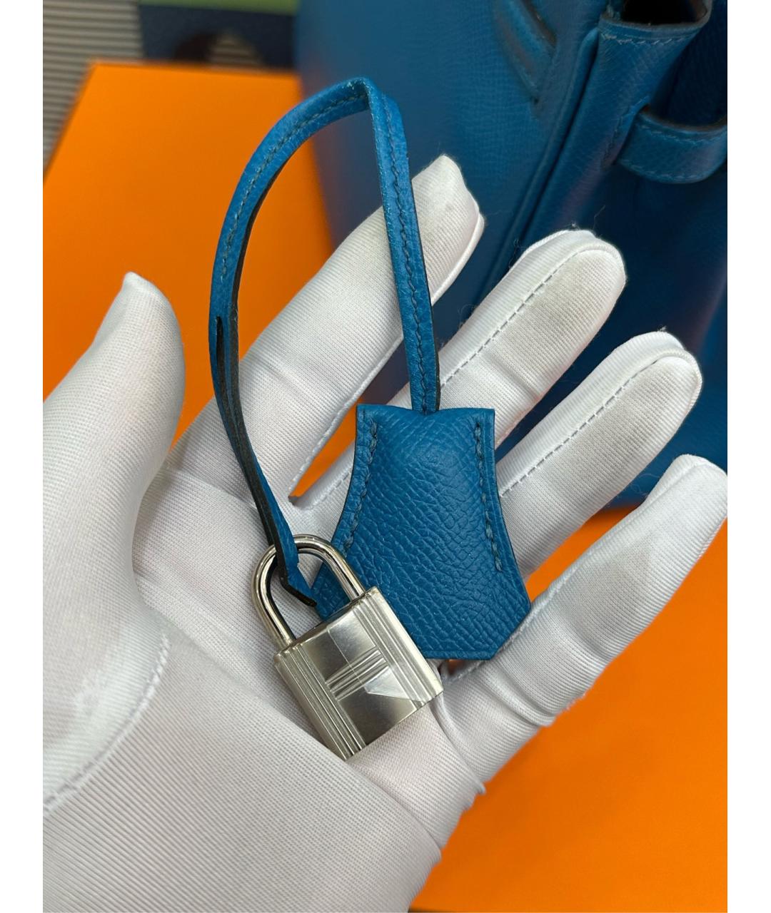 HERMES Голубая кожаная сумка с короткими ручками, фото 7