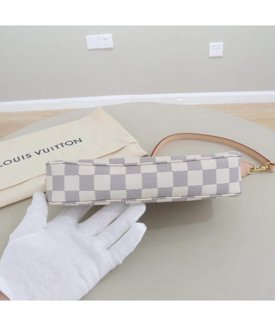 LOUIS VUITTON Белая сумка через плечо, фото 3