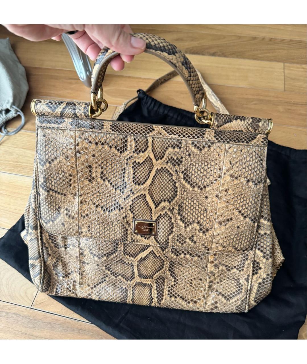 DOLCE&GABBANA Бежевая сумка с короткими ручками из экзотической кожи, фото 3