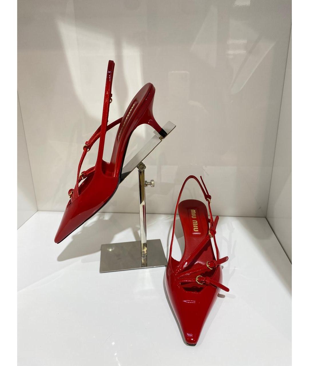 MIU MIU Красные кожаные туфли, фото 3