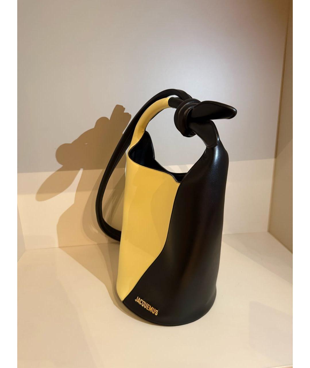 JACQUEMUS Кожаная сумка с короткими ручками, фото 2