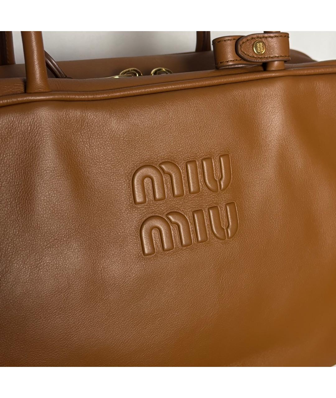 MIU MIU Коричневая кожаная сумка с короткими ручками, фото 7