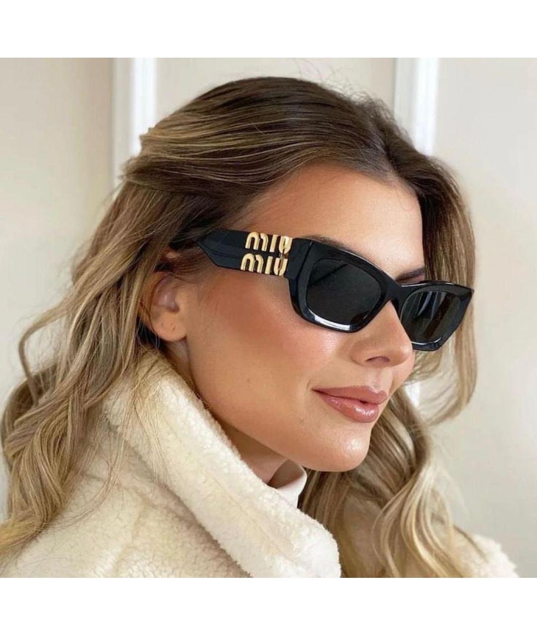 MIU MIU Черные пластиковые солнцезащитные очки, фото 4
