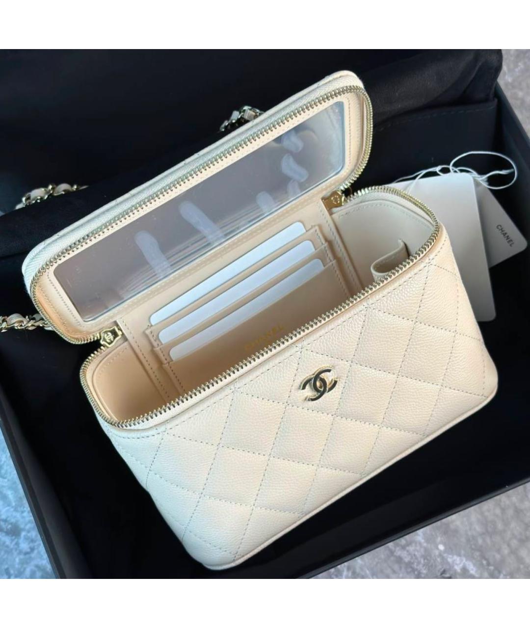 CHANEL Бежевая кожаная сумка через плечо, фото 2
