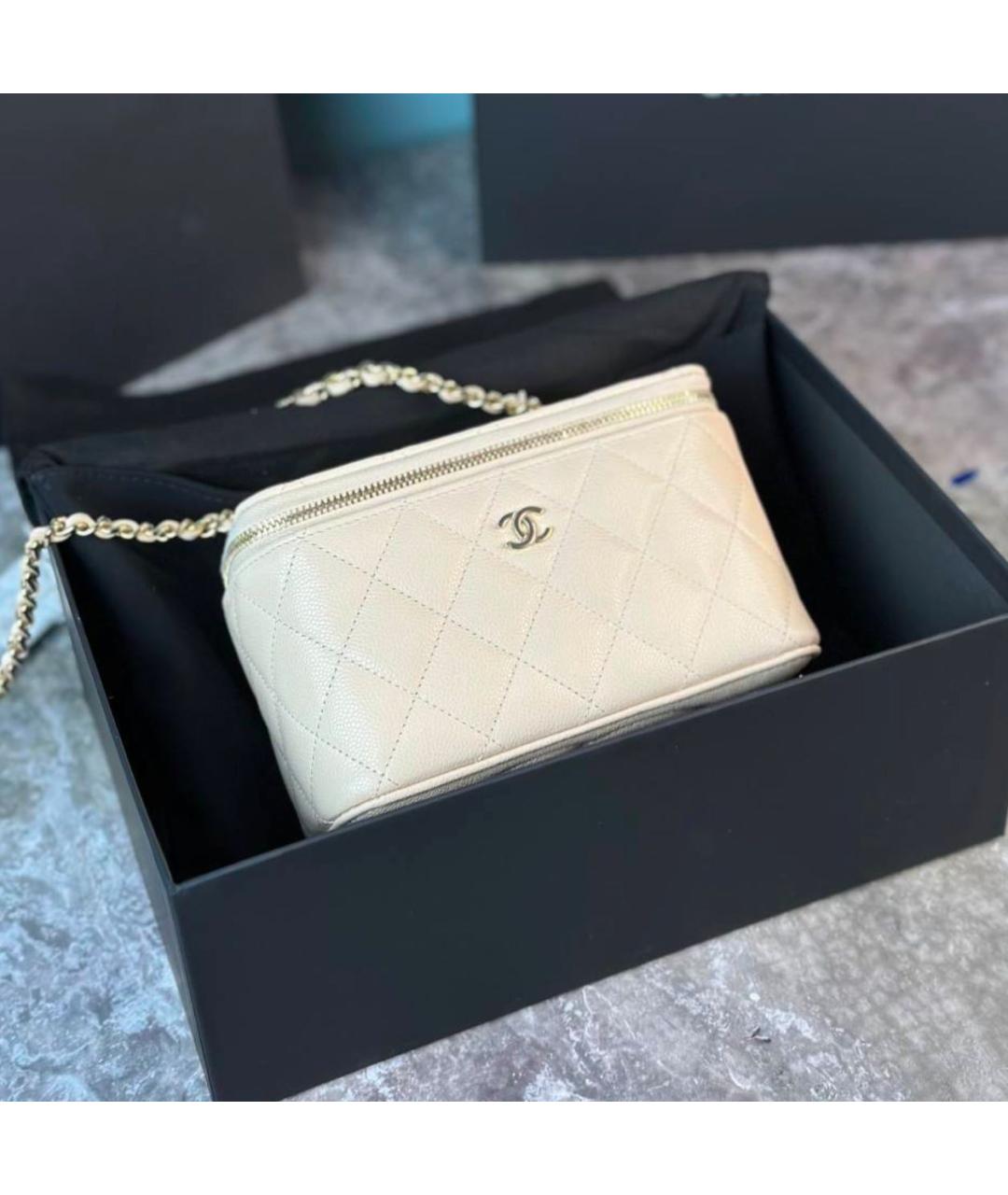 CHANEL Бежевая кожаная сумка через плечо, фото 5
