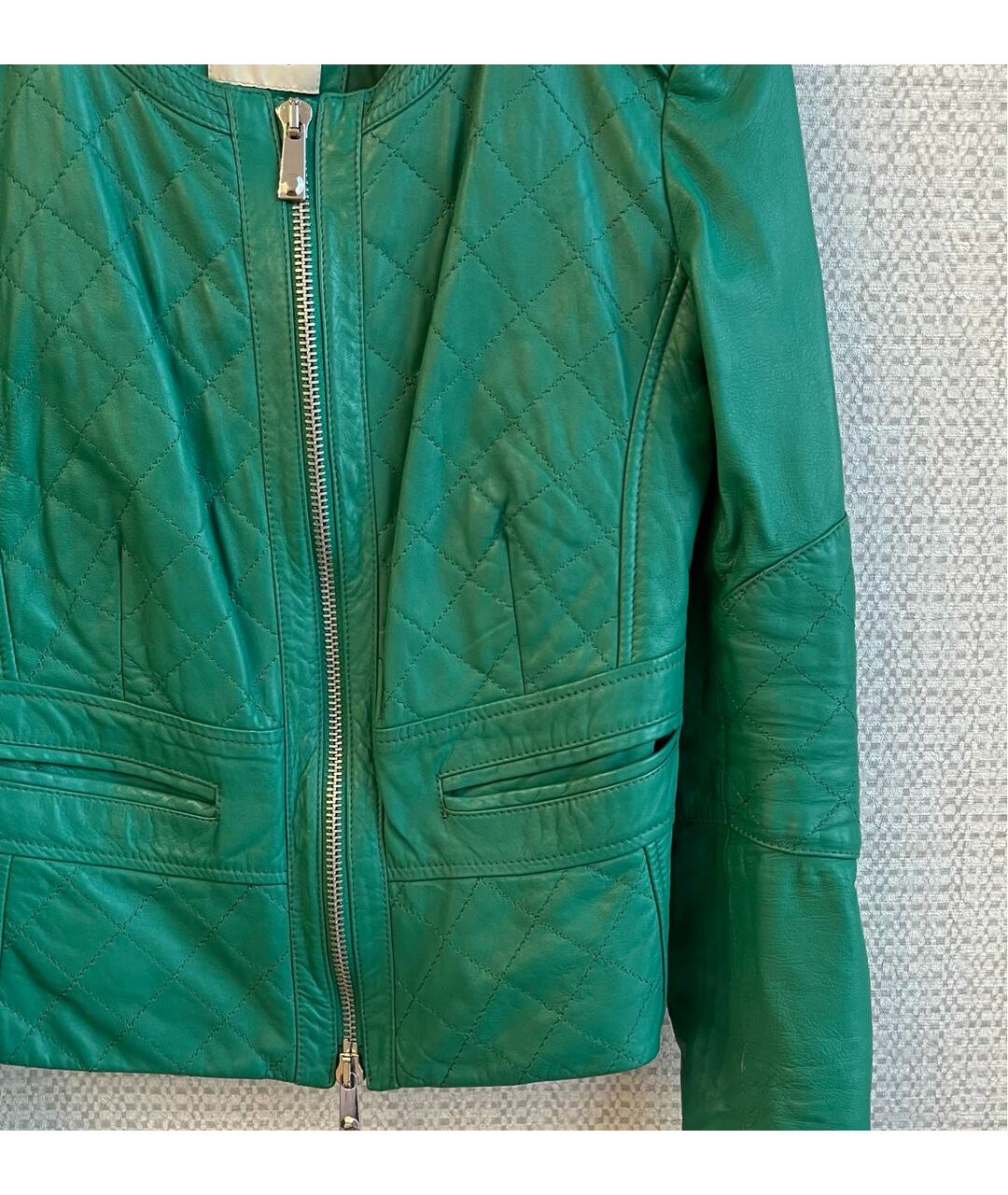 PINKO Зеленая полиэстеровая куртка, фото 4