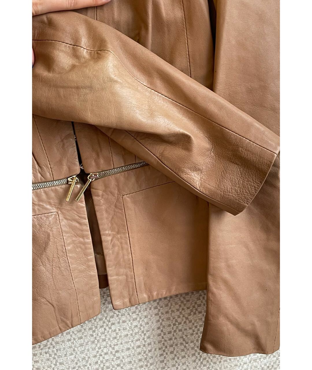 ELISABETTA FRANCHI Бежевый кожаный жакет/пиджак, фото 6