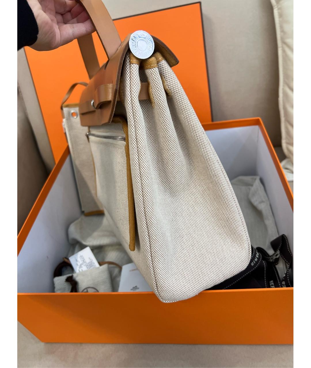 HERMES Коричневая тканевая сумка с короткими ручками, фото 5