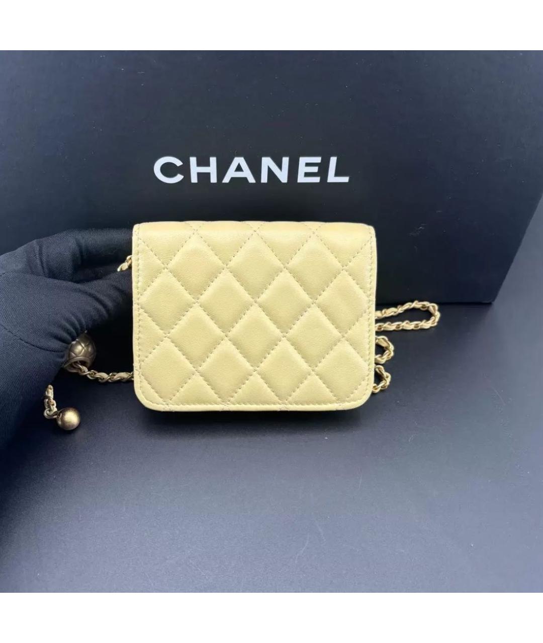 CHANEL Желтая кожаная поясная сумка, фото 3